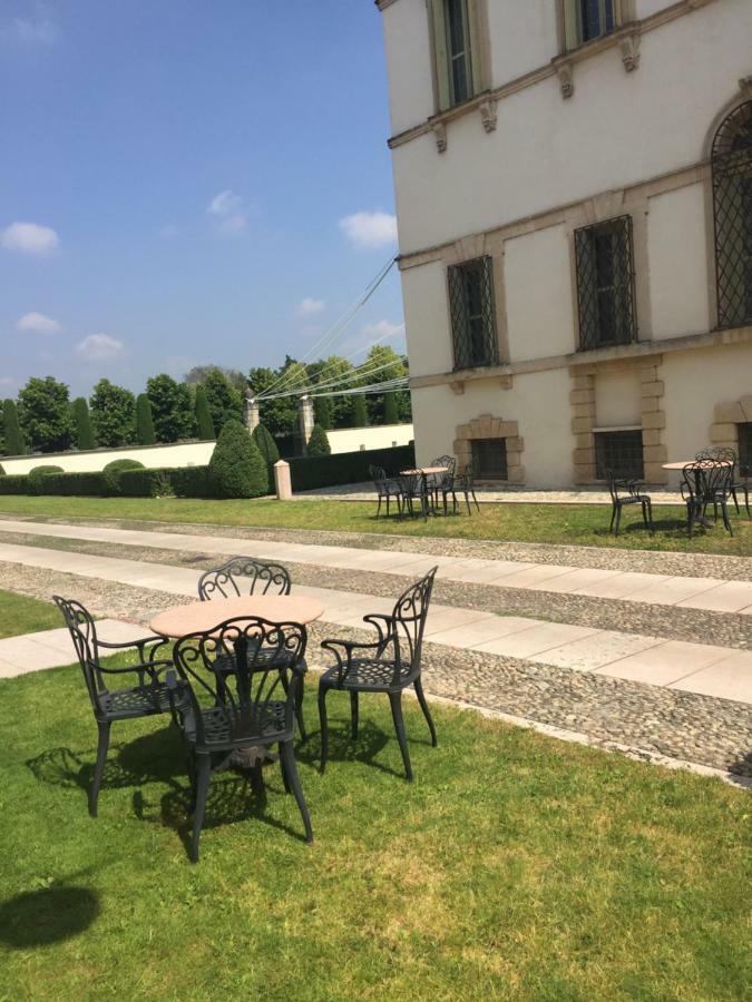Villa Vecelli Cavriani Mozzecane Extérieur photo