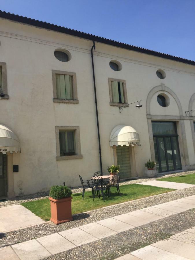 Villa Vecelli Cavriani Mozzecane Extérieur photo