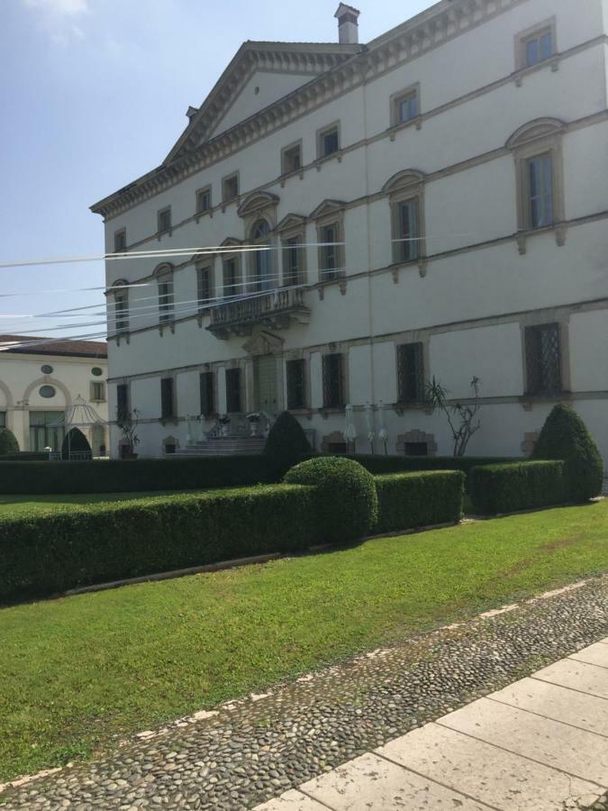 Villa Vecelli Cavriani Mozzecane Extérieur photo